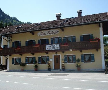 Haus Stefanie Hotel Инцел Екстериор снимка